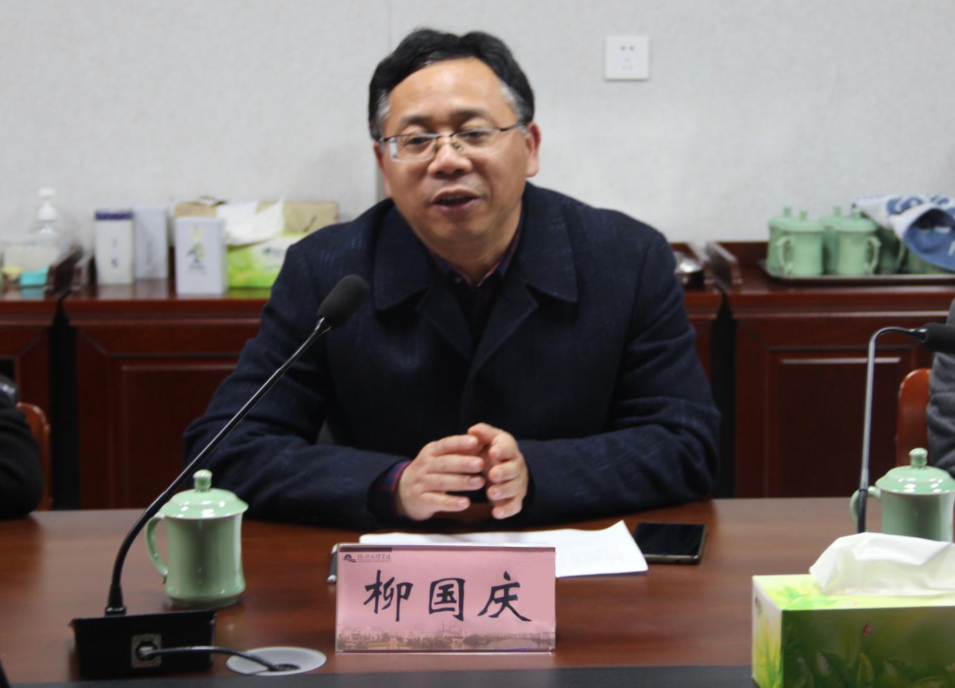 成人影视片