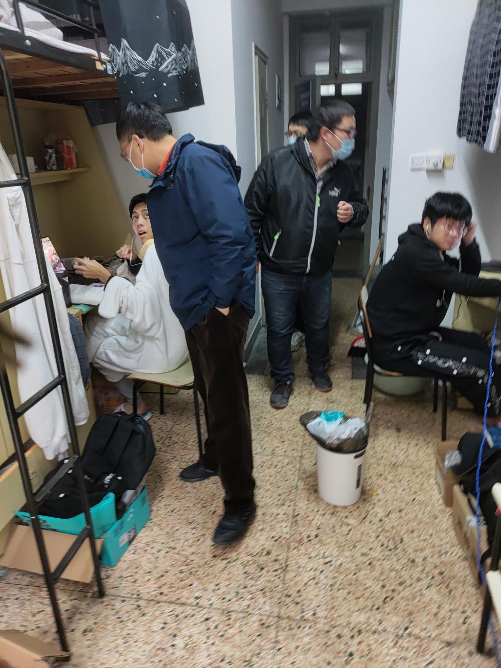 成人影视片