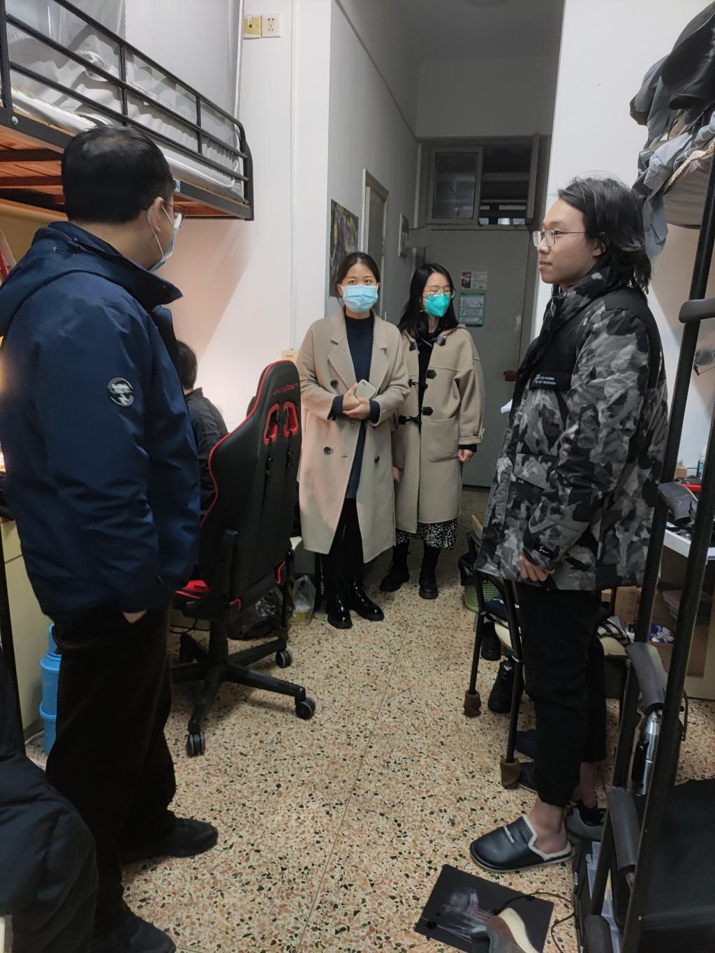 成人影视片